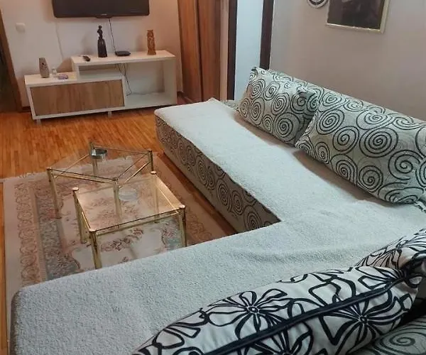 Villa An Excellent House For Rent In Quiet Area *